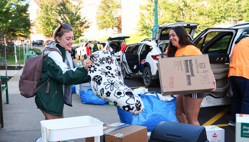 Move In Day at SRU