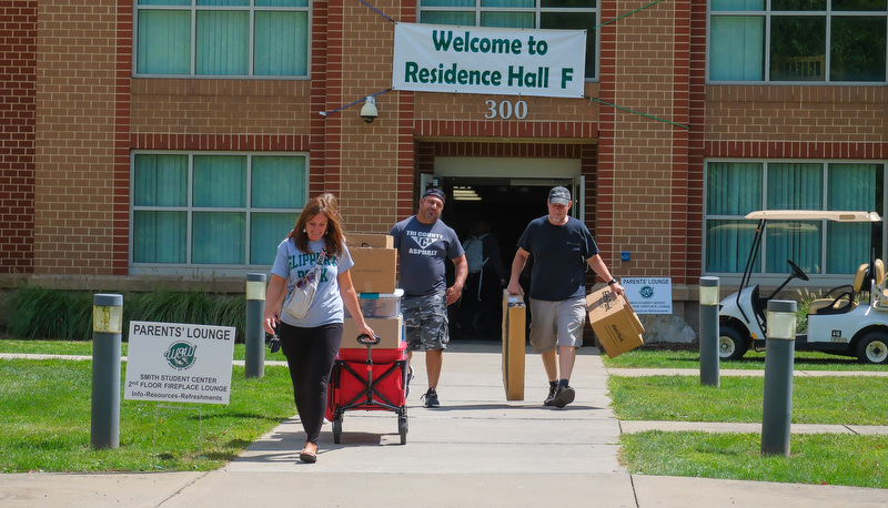 Move In Day at SRU